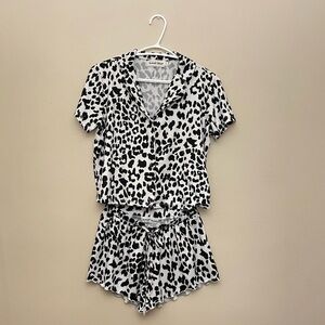 Leopard Print Pyjama Shorts Set – Black & White, Size XS GUC